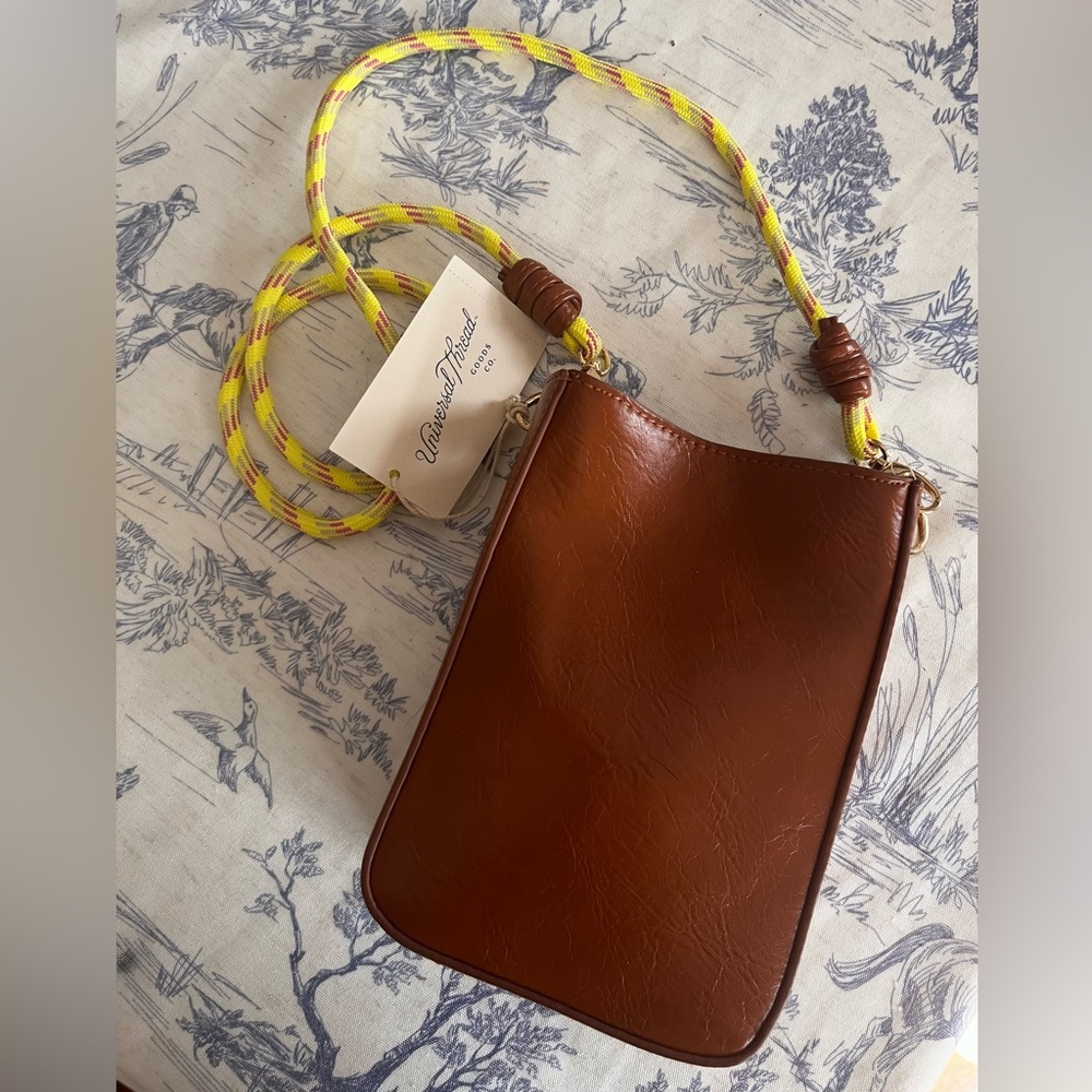 NEW Universal Thread Faux Leather Brown Crossbody Bag with Yellow Rope Strap
